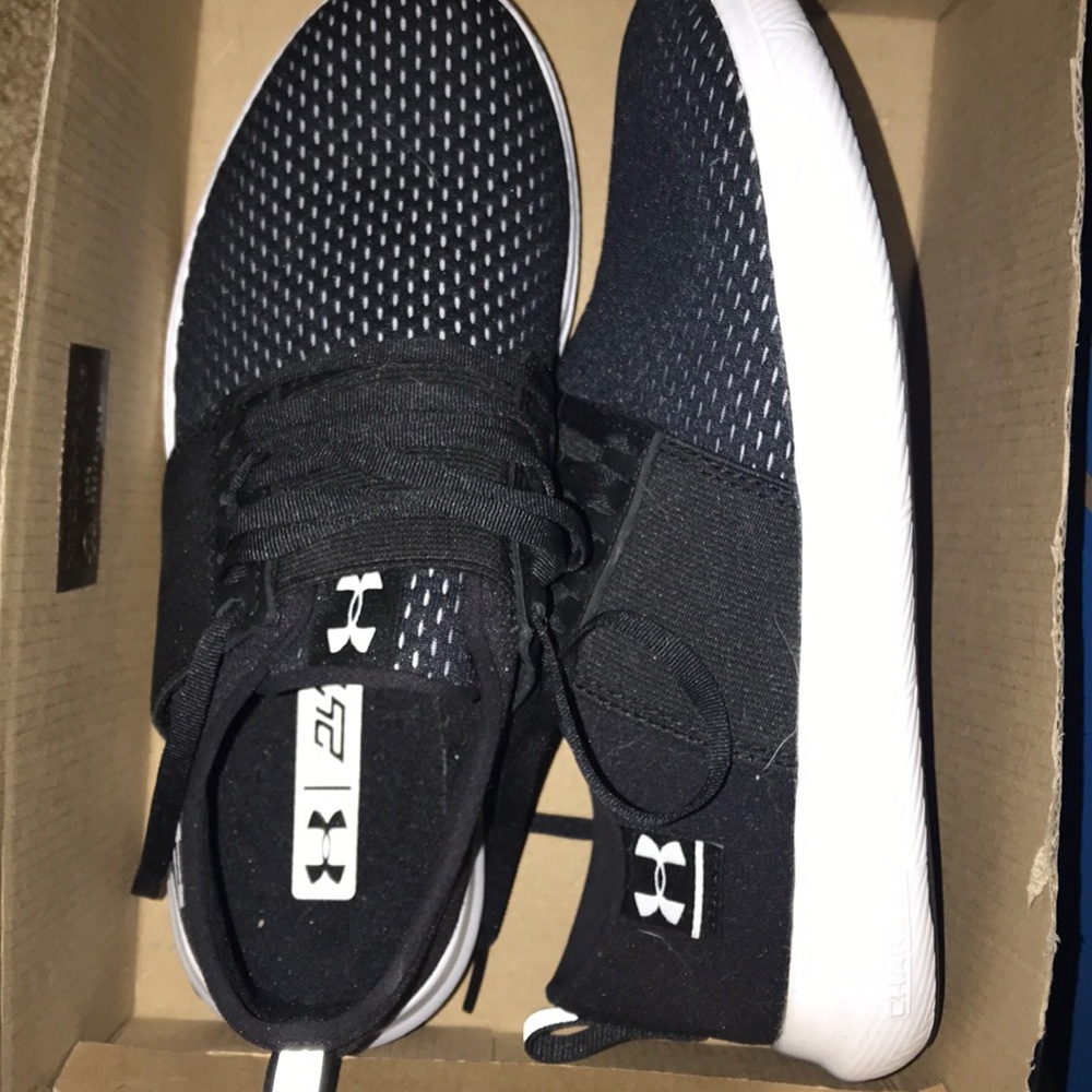 UNDER ARMOUR SHOES